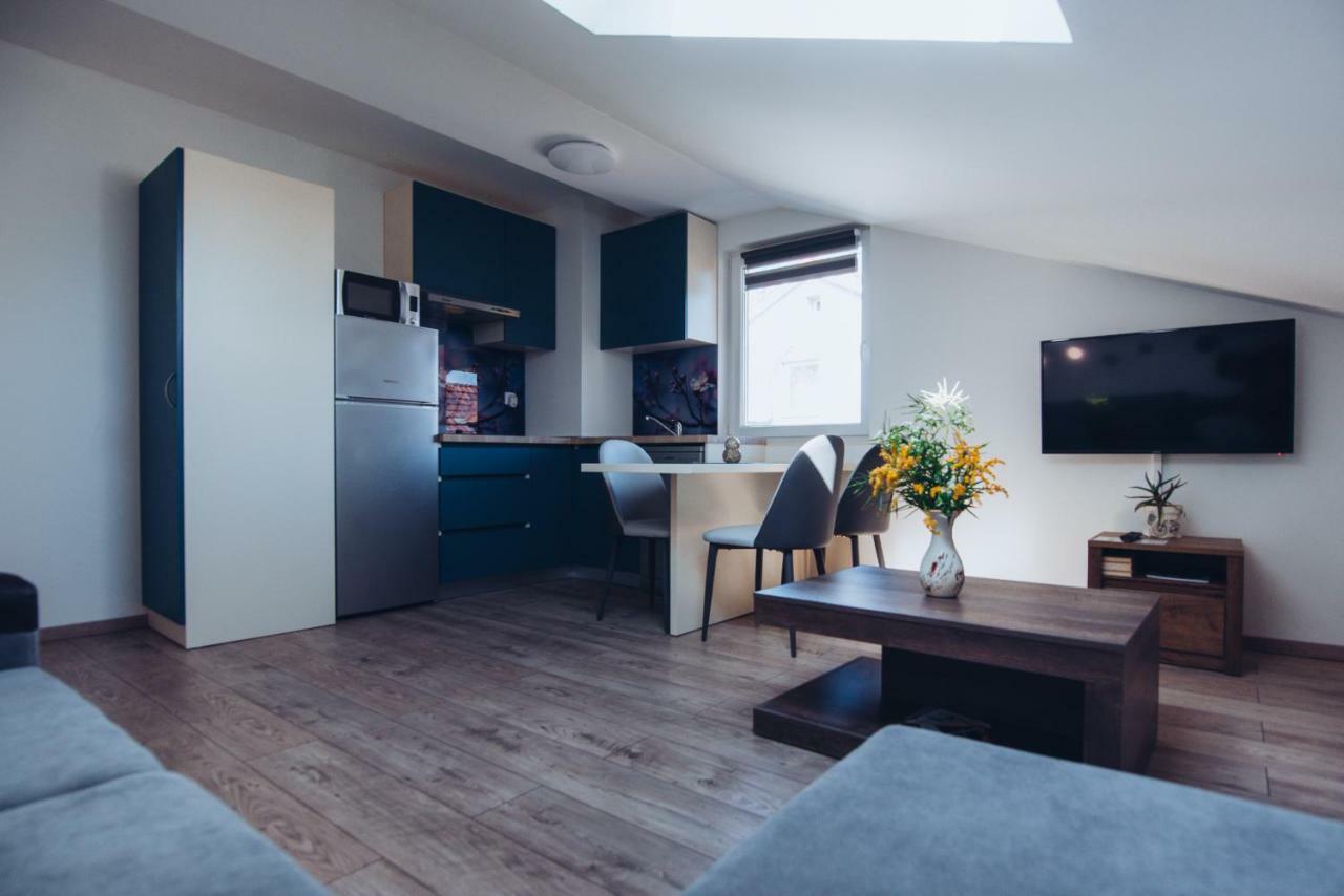 Seasons Apartmani 奥西耶克 外观 照片